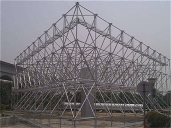 江苏江苏仪征亿优网架钢结构工程有限公司